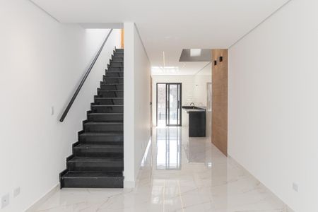 Casa à venda com 200m², 3 quartos e 2 vagasSala