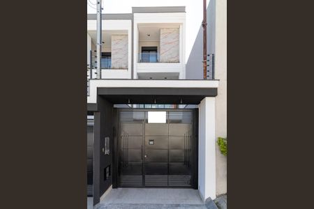 Casa à venda com 200m², 3 quartos e 2 vagasFachada