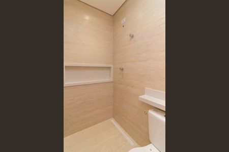 Casa à venda com 200m², 3 quartos e 2 vagasBanheiro da Suíte 02