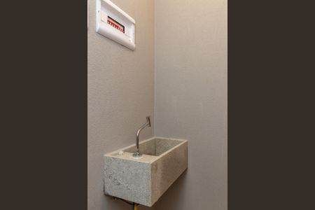 Casa à venda com 200m², 3 quartos e 2 vagasLavabo 01