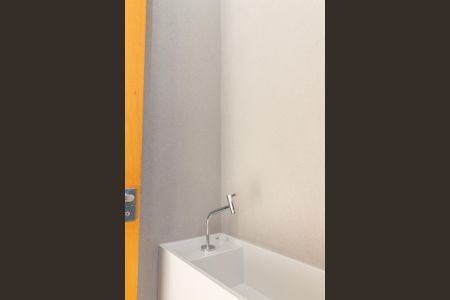 Casa à venda com 200m², 3 quartos e 2 vagasLavabo 02