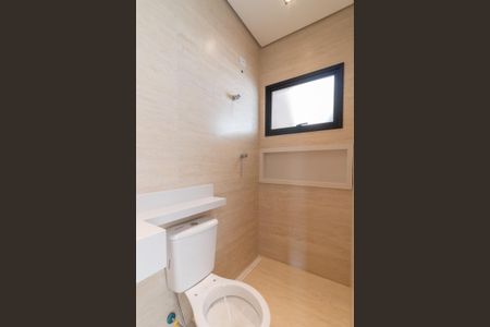 Casa à venda com 200m², 3 quartos e 2 vagasBanheiro da Suíte 01