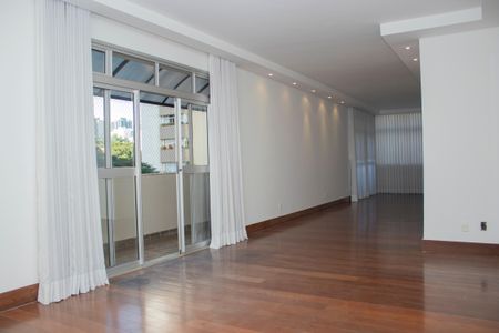 Apartamento para alugar com 430m², 5 quartos e 2 vagasSala 1