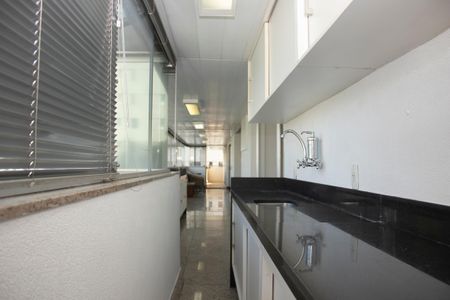 Apartamento para alugar com 430m², 5 quartos e 2 vagasCozinha