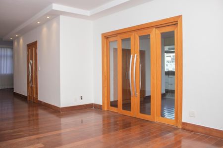 Apartamento para alugar com 430m², 5 quartos e 2 vagasSala 1