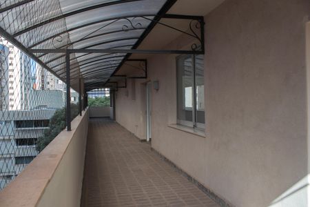 Apartamento para alugar com 430m², 5 quartos e 2 vagasVaranda da Sala 3