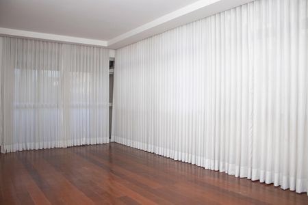Apartamento para alugar com 430m², 5 quartos e 2 vagasSala 1