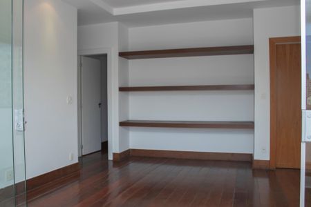 Apartamento para alugar com 430m², 5 quartos e 2 vagasSala 2