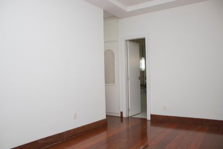 Apartamento para alugar com 430m², 5 quartos e 2 vagasSuíte 3