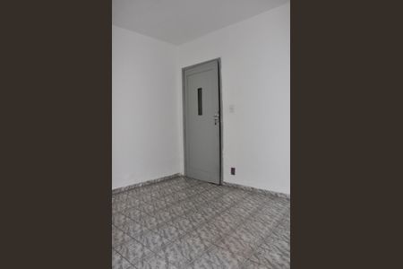 Casa de condomínio para alugar com 52m², 2 quartos e sem vaga Casa de condomínio para alugar com 52m², 2 quartos e sem vagaQuarto