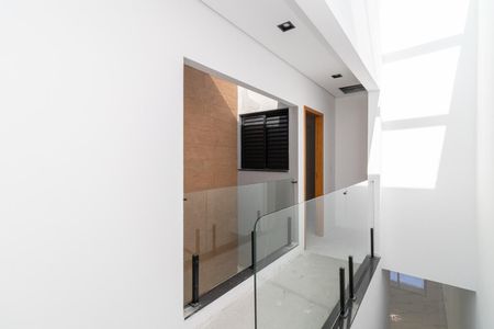 Casa à venda com 200m², 3 quartos e 2 vagasCorredor