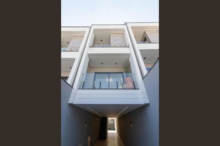 Casa à venda com 200m², 3 quartos e 2 vagasFachada