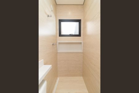 Casa à venda com 200m², 3 quartos e 2 vagasBanheiro da Suíte 1