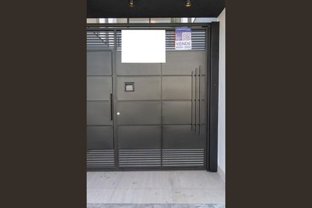 Casa à venda com 200m², 3 quartos e 2 vagasFachada