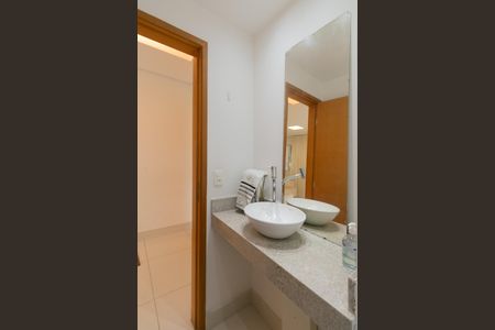 Apartamento à venda com 120m², 4 quartos e 2 vagas Apartamento à venda com 120m², 4 quartos e 2 vagasLavabo