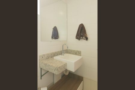 Apartamento à venda com 120m², 4 quartos e 2 vagas Apartamento à venda com 120m², 4 quartos e 2 vagasBanheiro da Suíte