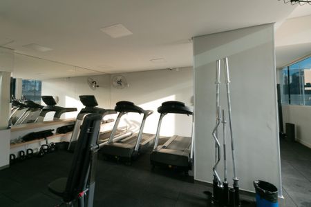 Apartamento à venda com 120m², 4 quartos e 2 vagas Apartamento à venda com 120m², 4 quartos e 2 vagasÁrea comum - Academia