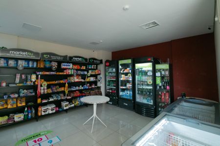 Apartamento à venda com 120m², 4 quartos e 2 vagas Apartamento à venda com 120m², 4 quartos e 2 vagasÁrea comum