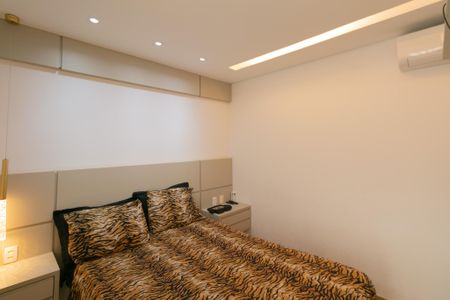 Apartamento à venda com 120m², 4 quartos e 2 vagas Apartamento à venda com 120m², 4 quartos e 2 vagasSuíte