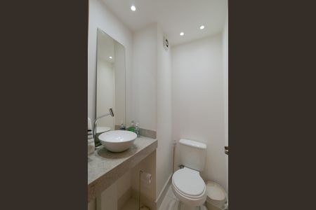 Apartamento à venda com 120m², 4 quartos e 2 vagas Apartamento à venda com 120m², 4 quartos e 2 vagasLavabo