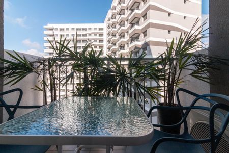 Apartamento à venda com 27m², 1 quarto e sem vagaSacada