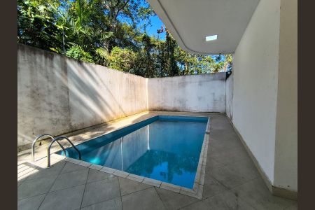 Apartamento à venda com 122m², 3 quartos e 1 vagaÁrea Comum - Piscina