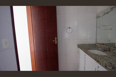 Apartamento à venda com 122m², 3 quartos e 1 vagaBanheiro Social