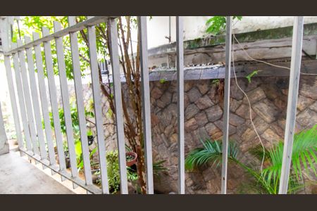 Casa à venda com 300m², 3 quartos e 5 vagas