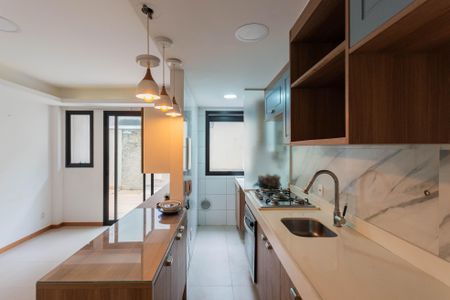 Apartamento à venda com 92m², 3 quartos e 1 vagaCozinha e Área de Serviço