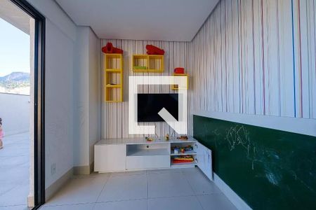 Apartamento à venda com 92m², 3 quartos e 1 vagaÁrea comum