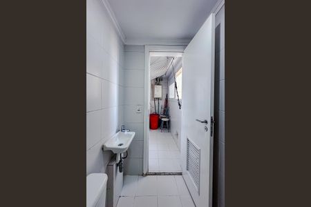 Apartamento à venda com 210m², 3 quartos e 3 vagasBanheiro de serviço
