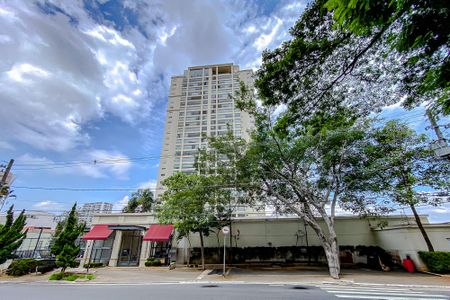 Apartamento à venda com 210m², 3 quartos e 3 vagasFachada