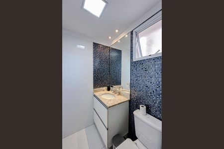 Apartamento à venda com 210m², 3 quartos e 3 vagasBanheiro da Suíte 2