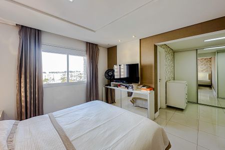 Apartamento à venda com 210m², 3 quartos e 3 vagasSuíte 1