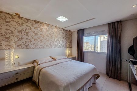 Apartamento à venda com 210m², 3 quartos e 3 vagasSuíte 1