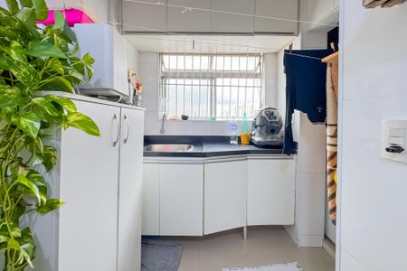 Apartamento à venda com 90m², 3 quartos e 2 vagasÁrea de Serviço