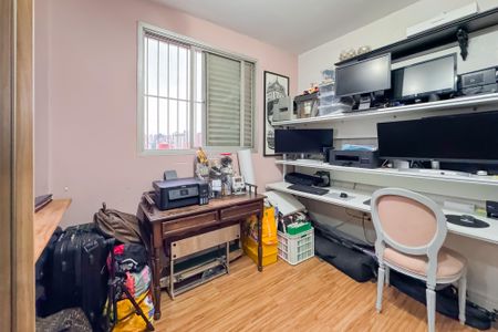 Apartamento à venda com 90m², 3 quartos e 2 vagasQuarto 2 - Escritório