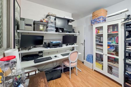 Apartamento à venda com 90m², 3 quartos e 2 vagasQuarto 2 - Escritório
