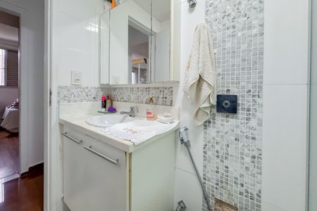 Apartamento à venda com 90m², 3 quartos e 2 vagasBanheiro Social