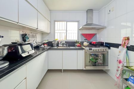 Apartamento à venda com 90m², 3 quartos e 2 vagasCozinha