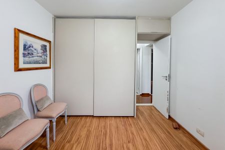 Apartamento à venda com 90m², 3 quartos e 2 vagasQuarto 1