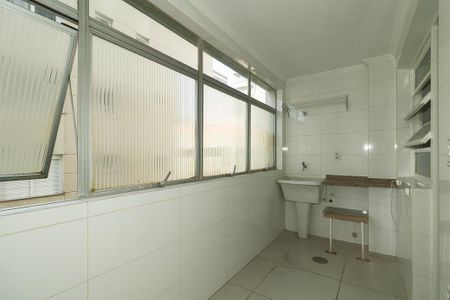 Apartamento à venda com 128m², 3 quartos e 1 vagaÁrea de Serviço