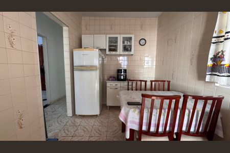 Casa à venda com 300m², 4 quartos e 3 vagasCozinha