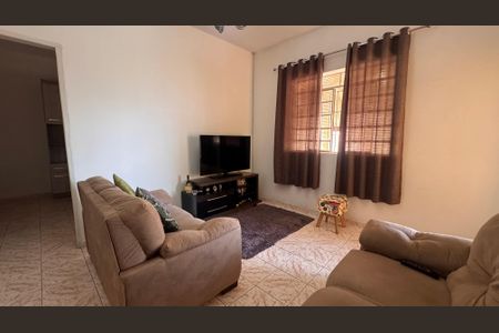 Casa à venda com 300m², 4 quartos e 3 vagasSala