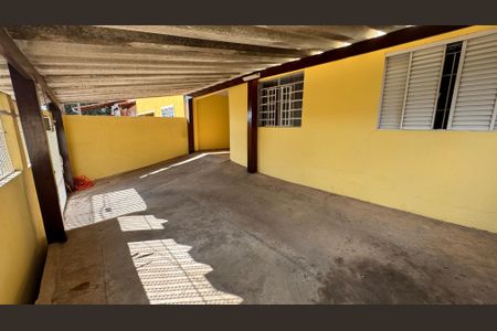Casa à venda com 300m², 4 quartos e 3 vagasGaragem