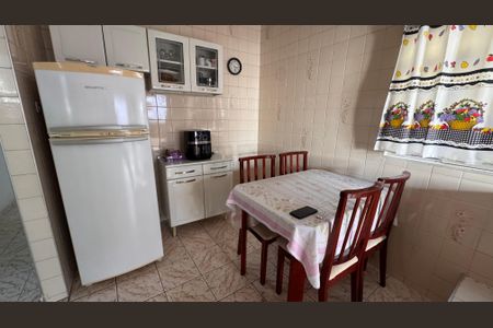 Casa à venda com 300m², 4 quartos e 3 vagasCozinha