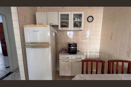 Casa à venda com 300m², 4 quartos e 3 vagasCozinha