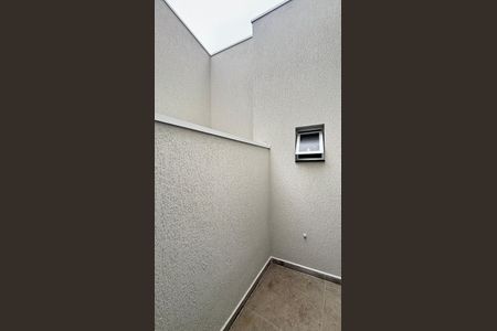 Casa à venda com 71m², 3 quartos e 2 vagas Casa à venda com 71m², 3 quartos e 2 vagasVaranda da Suíte