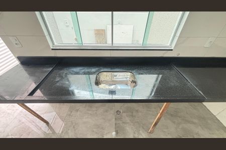 Casa à venda com 71m², 3 quartos e 2 vagas Casa à venda com 71m², 3 quartos e 2 vagasCozinha