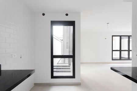 Casa à venda com 177m², 3 quartos e 2 vagas Casa à venda com 177m², 3 quartos e 2 vagasCozinha